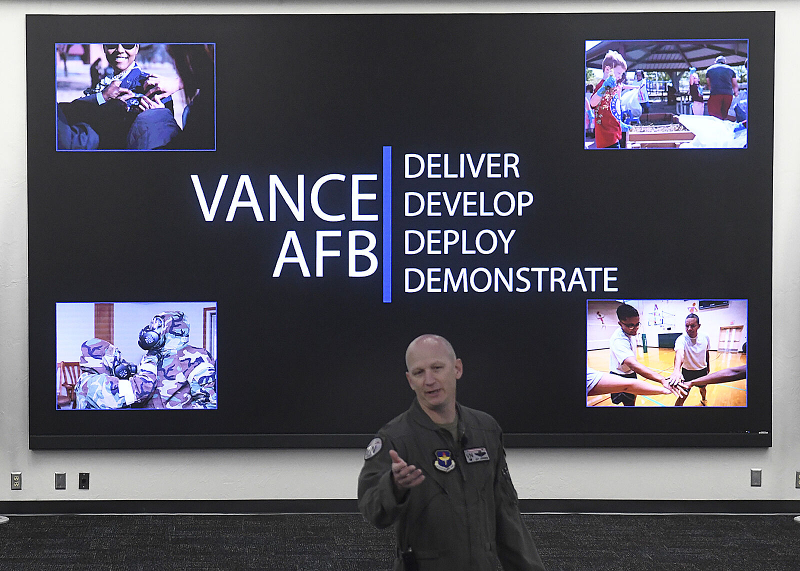 220320-progress-vance commander 4 BH.jpg